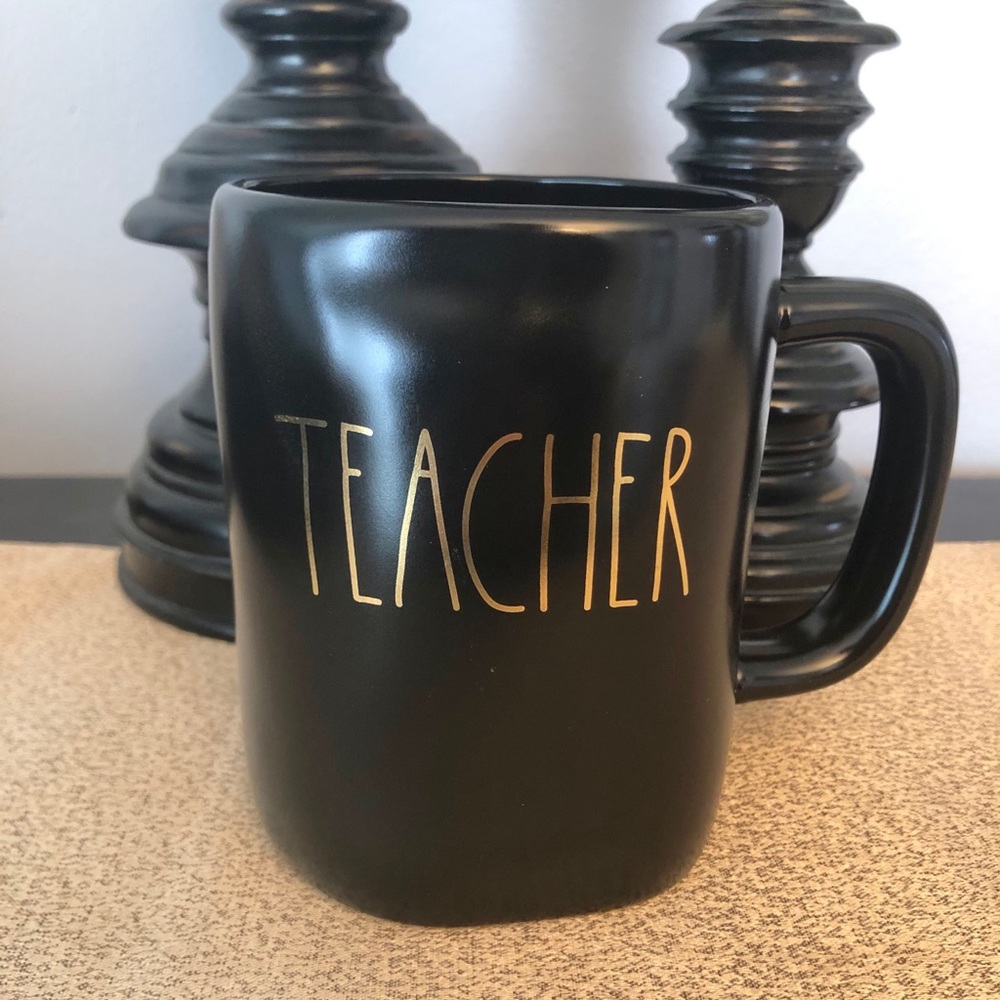 🆕Rae Dunn Ceramic TEACHER Mug - Picture 1 of 2